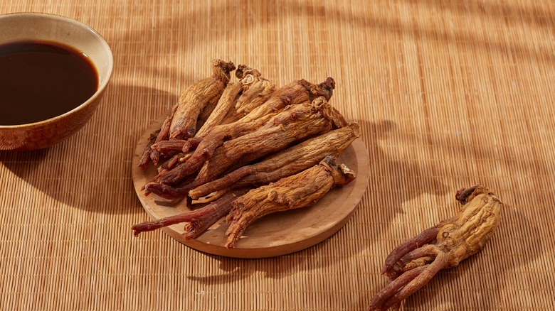 ginseng root and extract