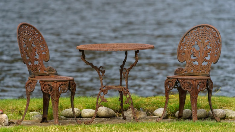 Rusted metal lawn furniture 