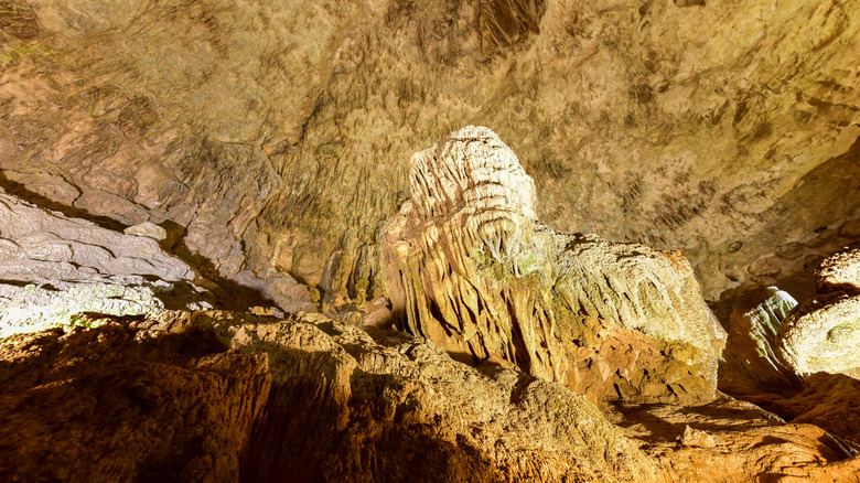 inside rio camuy cave