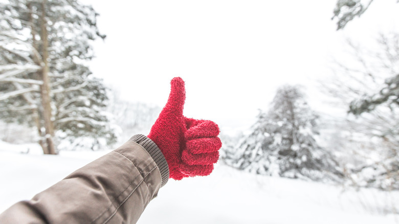 Thumbs up from winter gloves