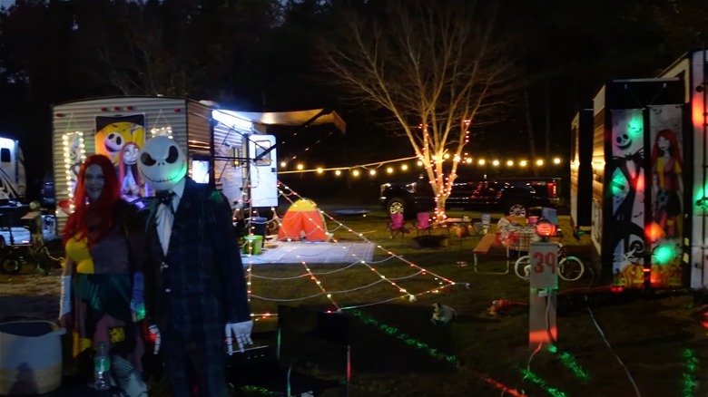 Jellystone campground decorated for Halloween