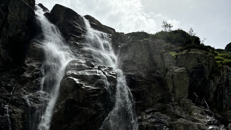 Waterfall at the foot of Five Lake Valley