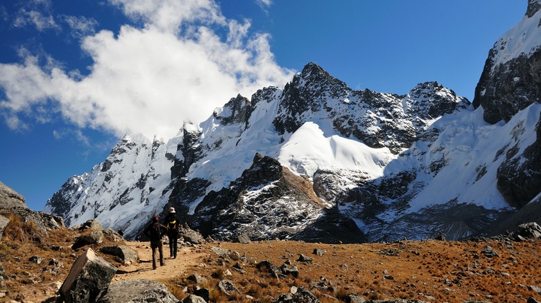 Hikers on trail around Nevado Salkantay