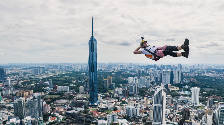 BASE jumper in the city 