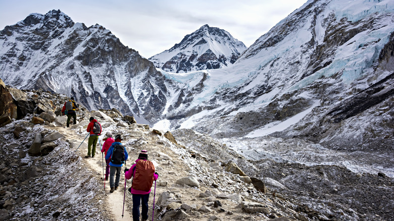 Hikers walking to Everest Base Camp