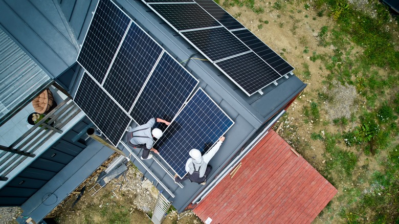 Roof solar panel installation