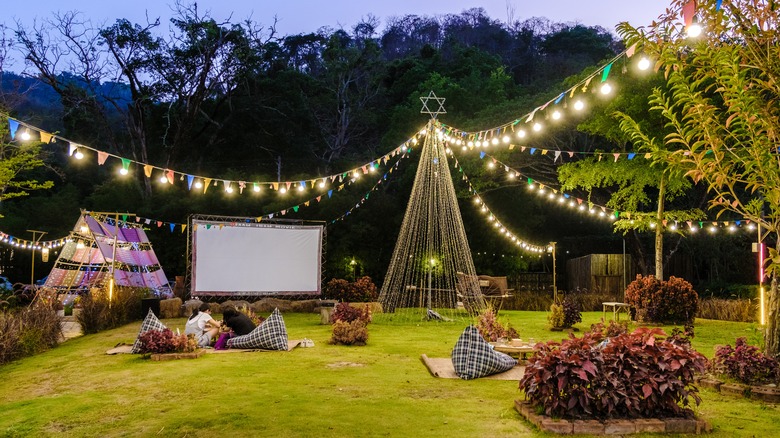Stunning outdoor movie setup