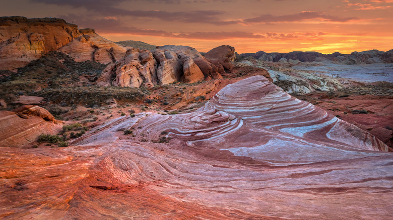 Valley of Fire State Park at sunset