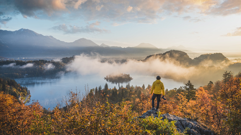 hiking in the fall