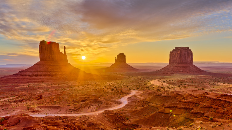 Monument valley in the sunrise 