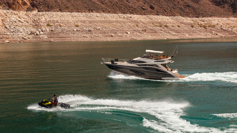 Boaters on Lake Mead