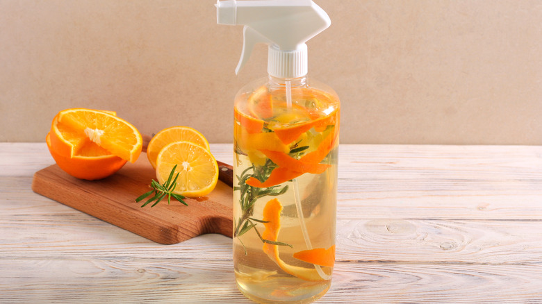 Citrus repellent with oranges