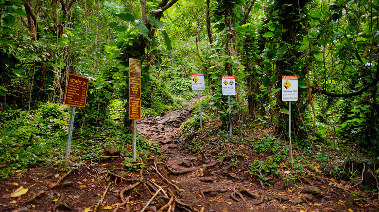 Trailhead signs on Kalalau Trail