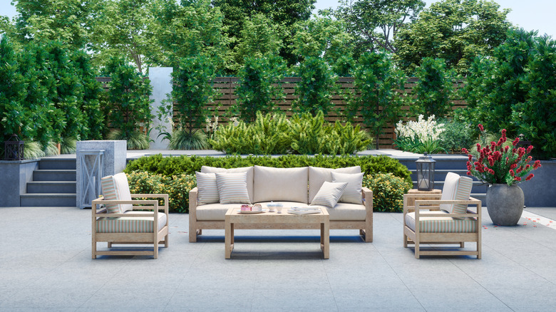 Neutral gray patio