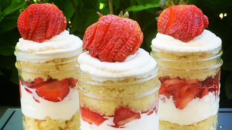 Mason jar strawberry shortcakes 