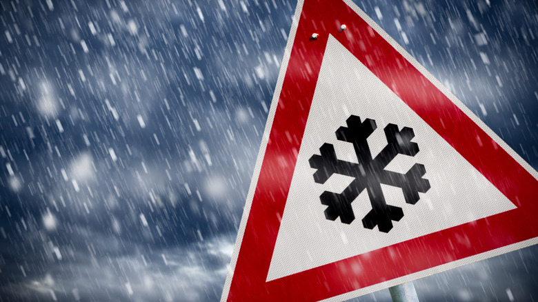 Warning sign with a snowflake
