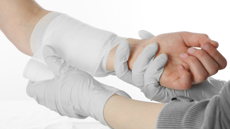 Sterile bandage arm